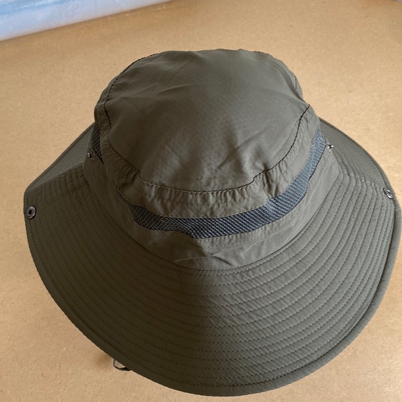 GearTOP Hat. Olive Green - Picture 3 of 10